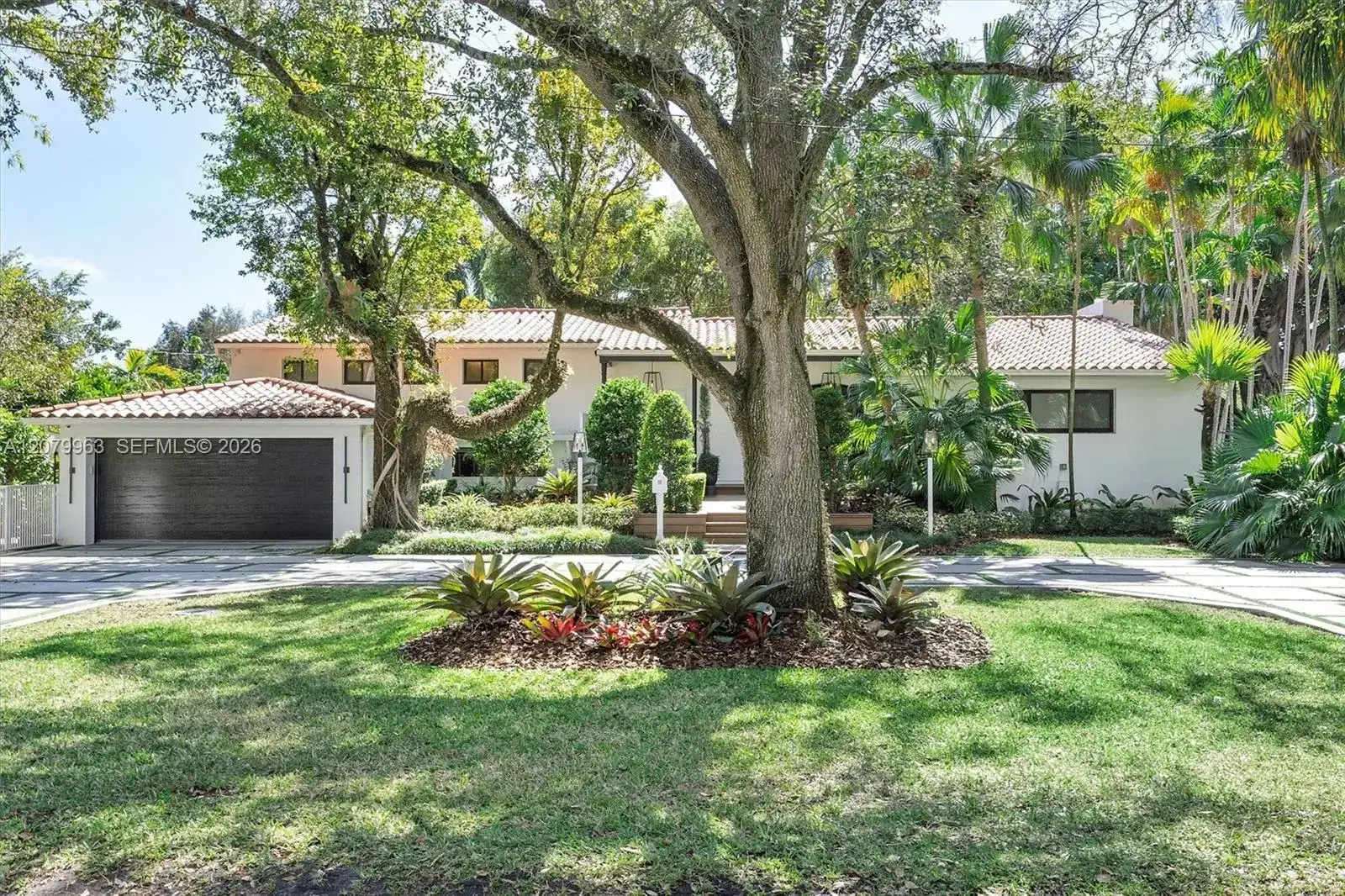 652 NE 105th St, Miami Shores FL 33138 photo 4