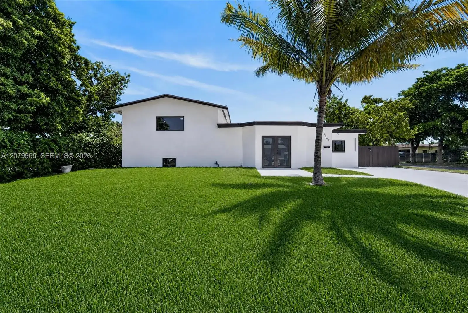 1200 NE 204th Ter, Miami FL 33179 photo 3