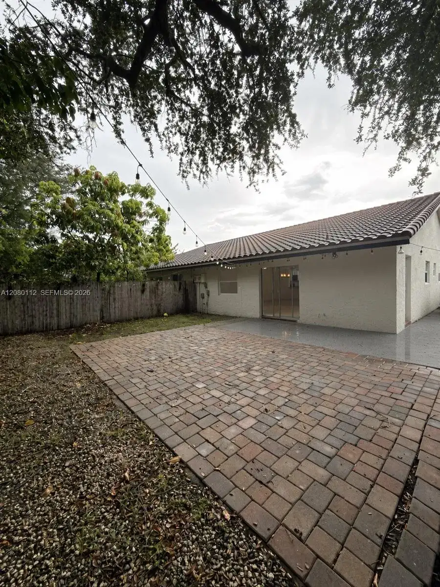 10226 NW 31st St # 0, Coral Springs FL 33065 photo 2