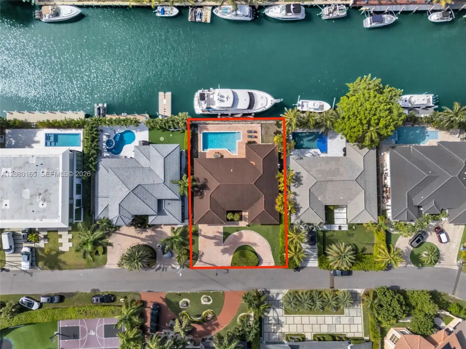 2930 NE 164th St, North Miami Beach FL 33160 photo 2