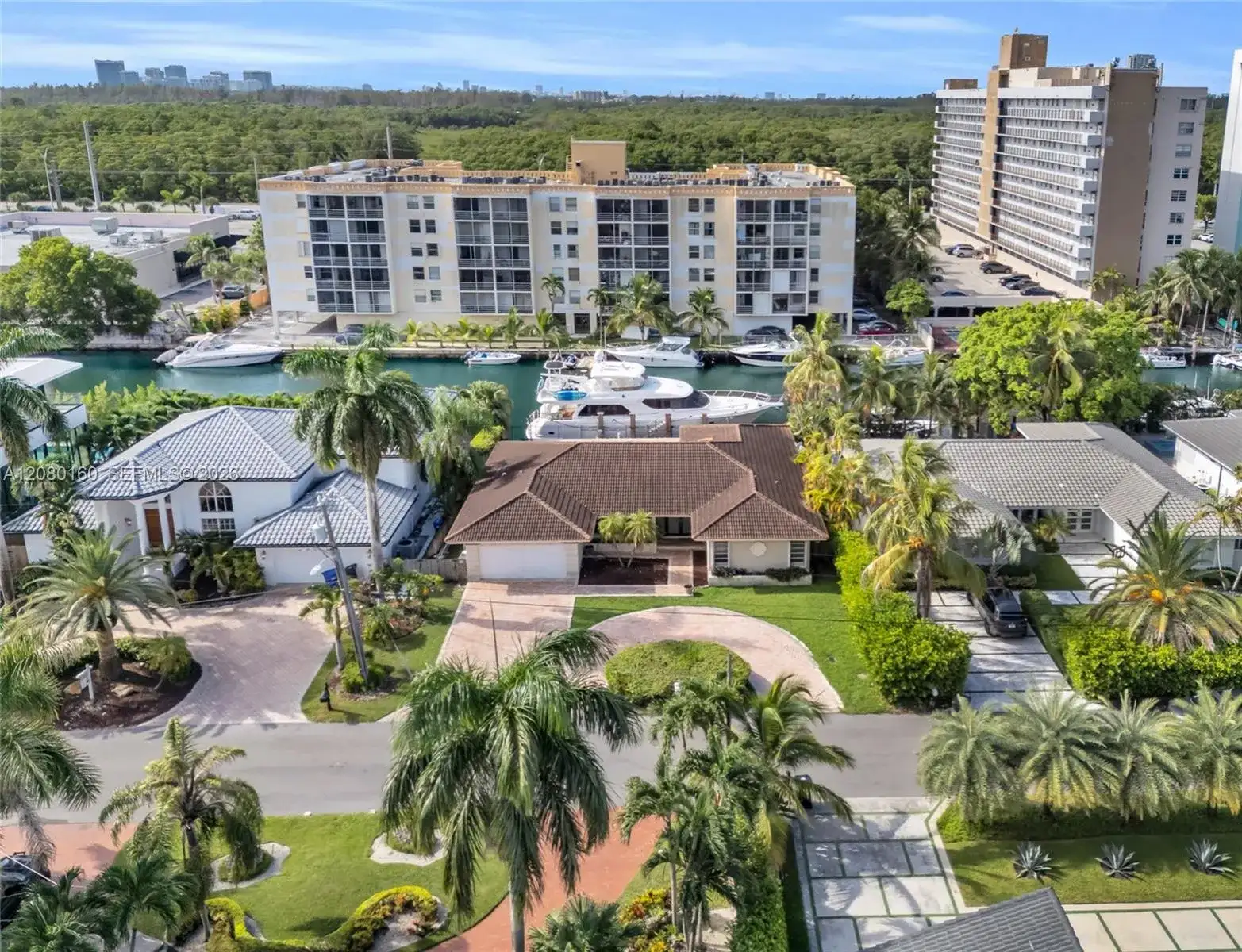 2930 NE 164th St, North Miami Beach FL 33160 photo 4