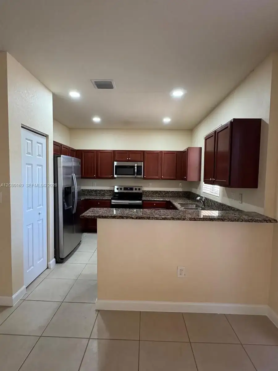 14720 SW 25th Ln # 14720, Miami FL 33185 photo 3