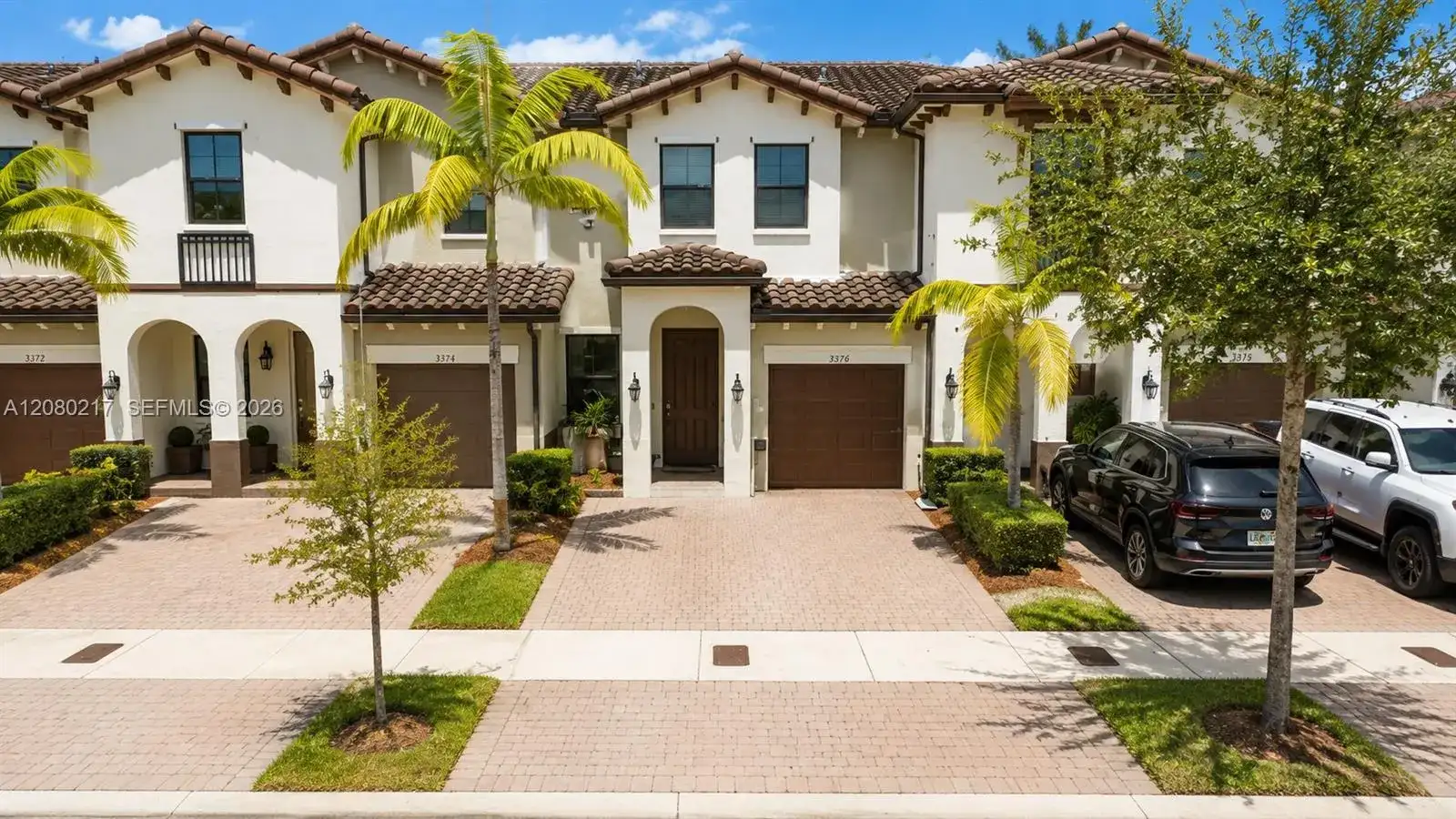 10327 NW 89th Ter, Doral FL 33178 photo 2
