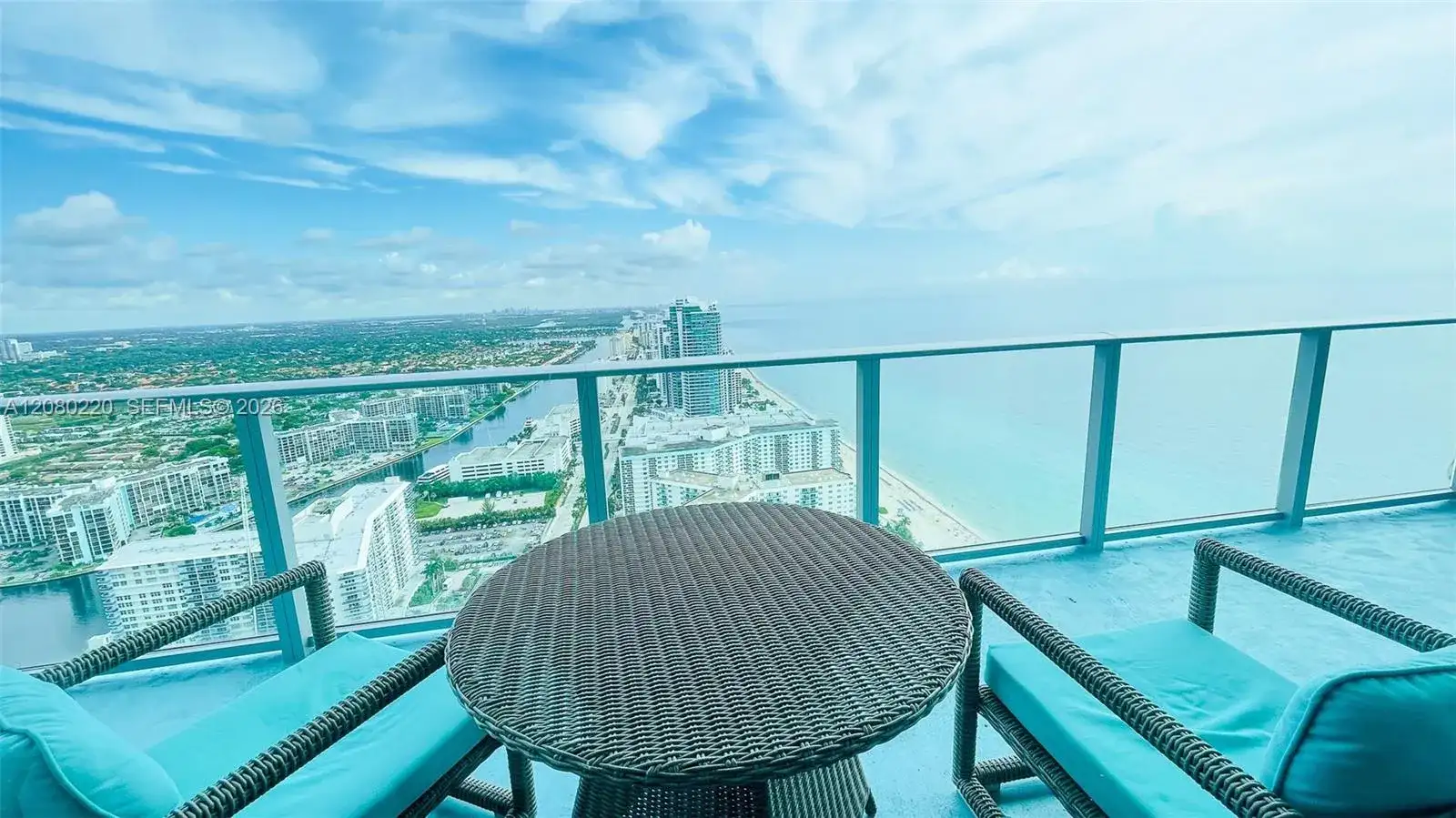 4111 S Ocean Dr, Hollywood FL 33019 photo 2