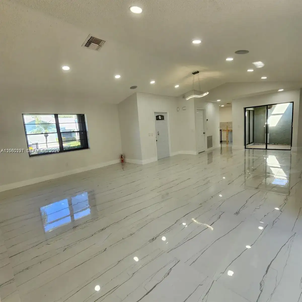 9088 SW 22nd St, Boca Raton FL 33428 photo 2