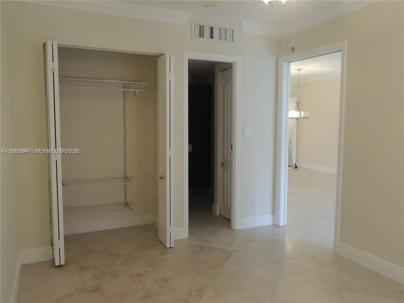 3101 N Country Club Dr # 107, Aventura FL 33180 photo 3