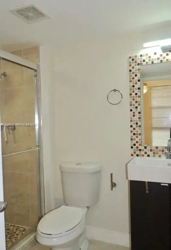 3101 N Country Club Dr # 107, Aventura FL 33180 photo 5