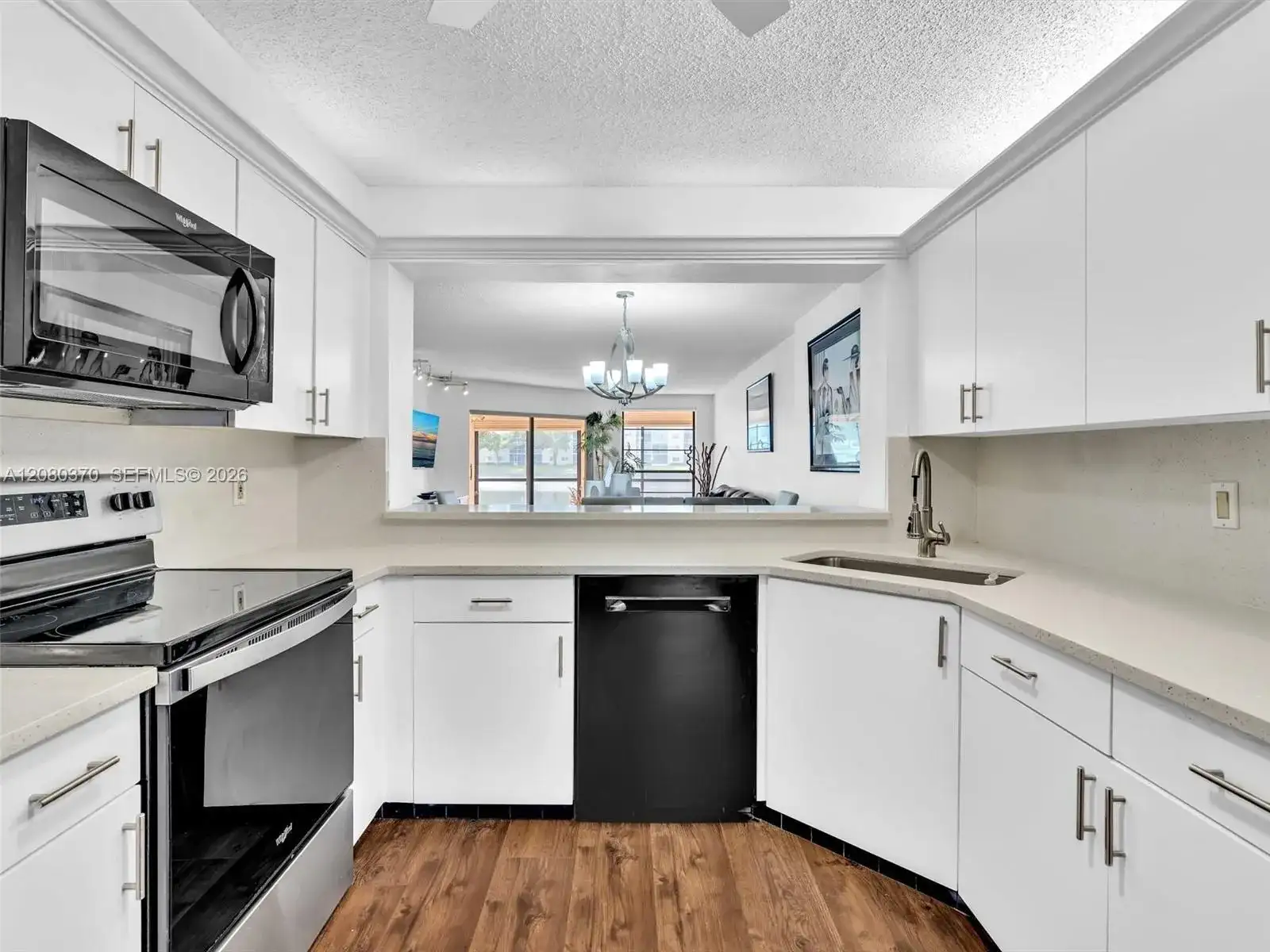 7518 Fairfax Dr # 110, Tamarac FL 33321 photo 2