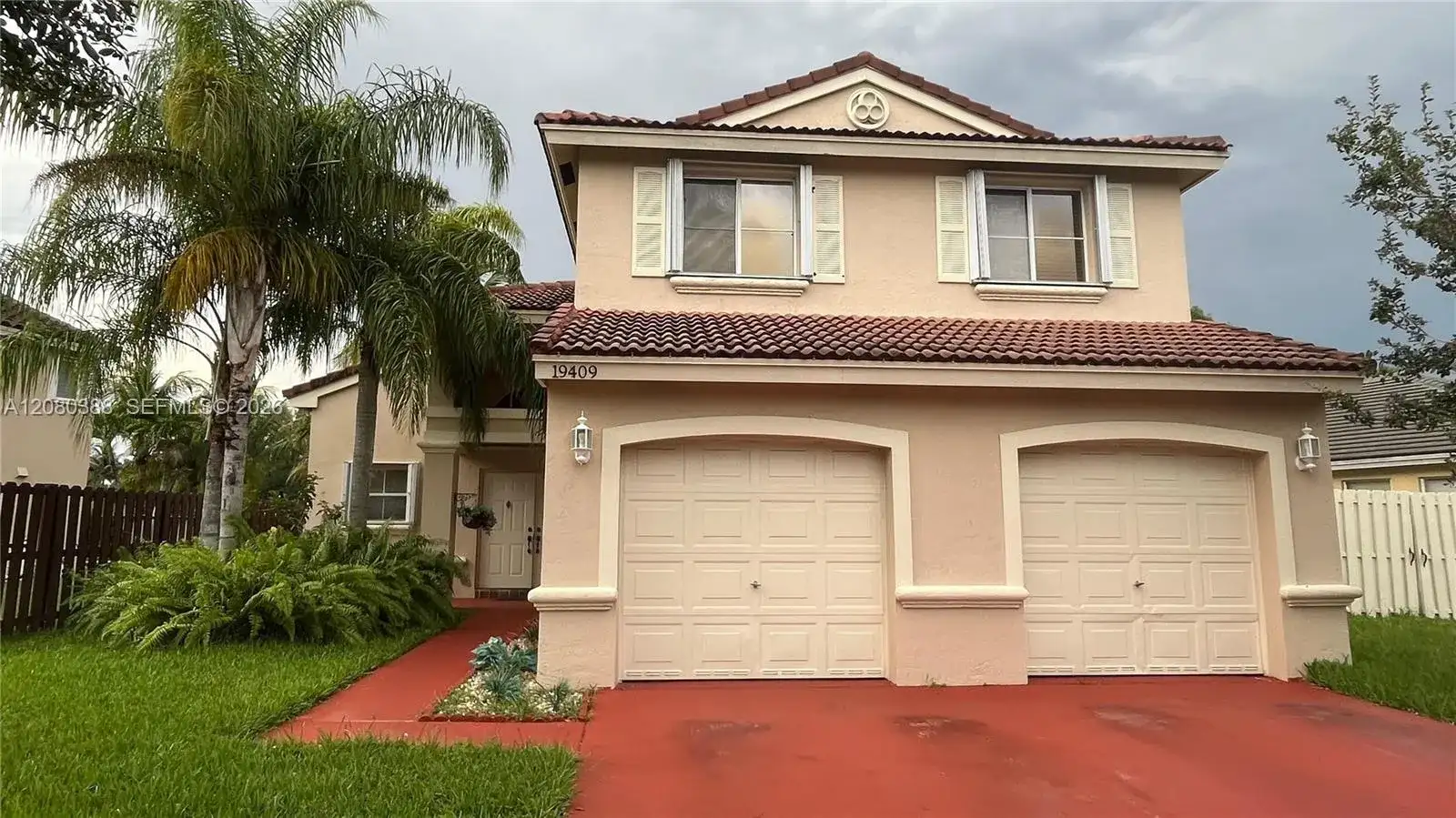 19409 NW 24th Pl, Pembroke Pines FL 33029 photo 2