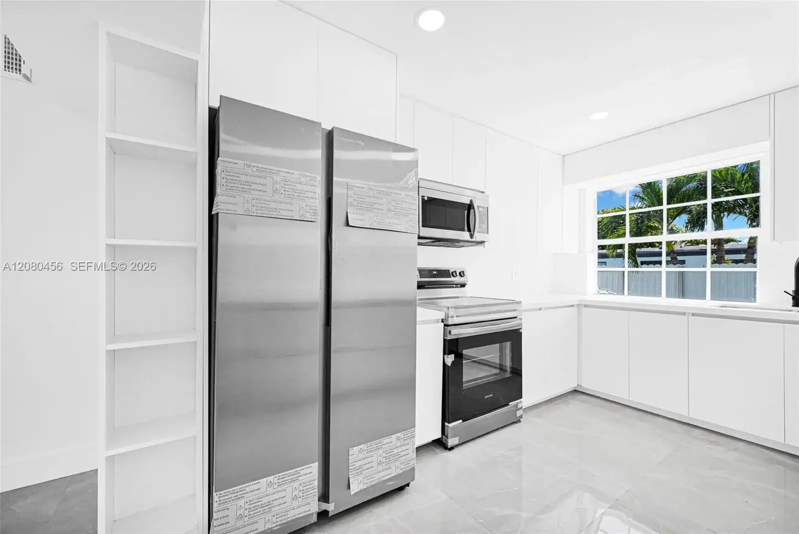 4040 SW 108th Ave, Miami FL 33165 photo 2