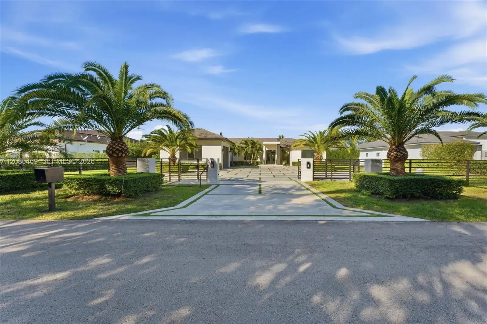 10005 SW 66th St, Miami FL 33173 photo 3