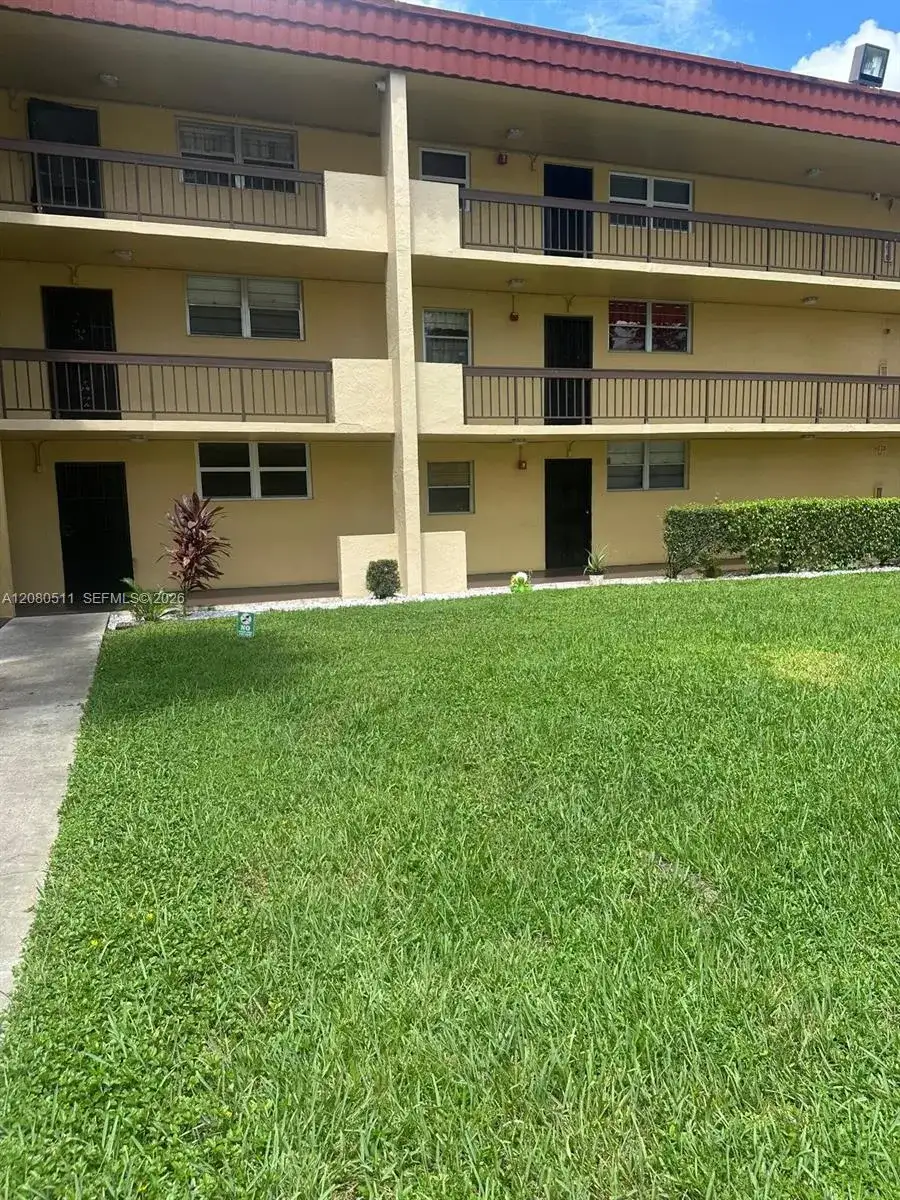 3285 Foxcroft Rd # E204, Miramar FL 33025 photo 3