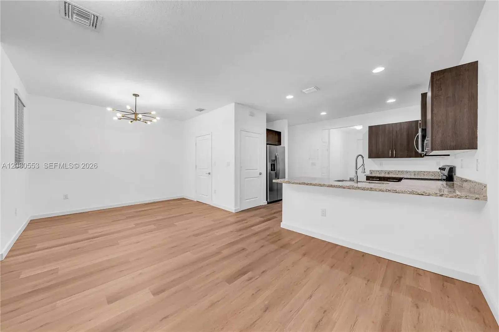1426 SE 24th Ter, Homestead FL 33035 photo 3
