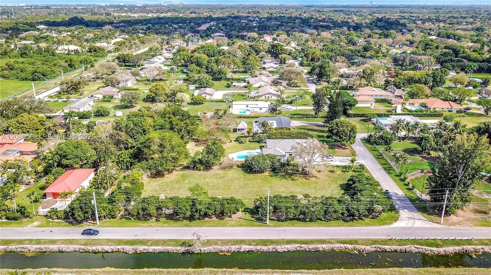 28 SW Street, Davie FL 33330 photo 3