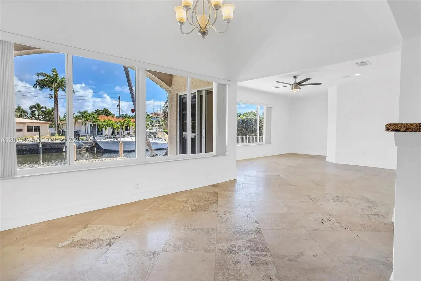 2273 SE 14th St, Pompano Beach FL 33062 photo 4