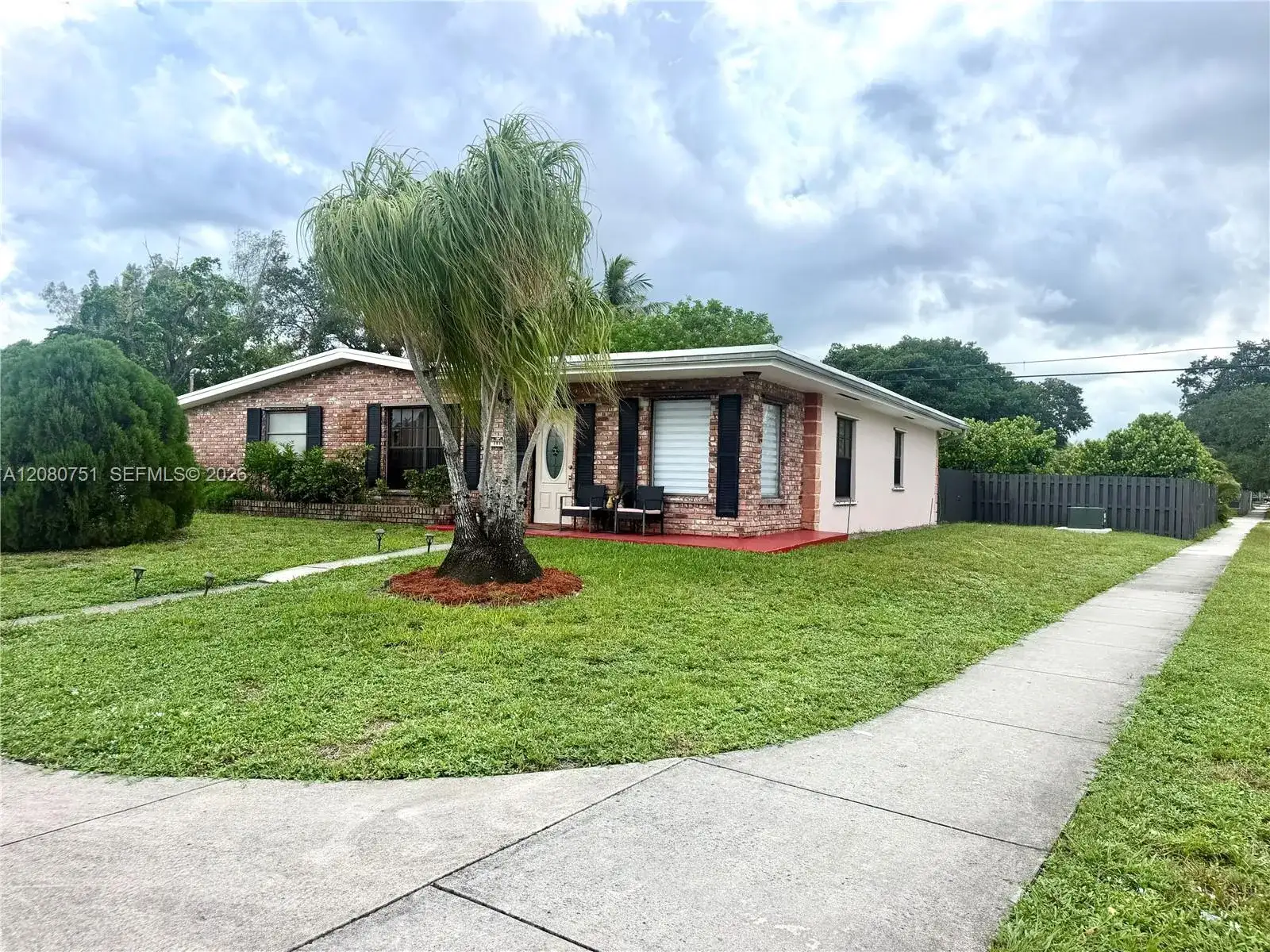 3851 SW 59th Ter, Davie FL 33314 photo 3