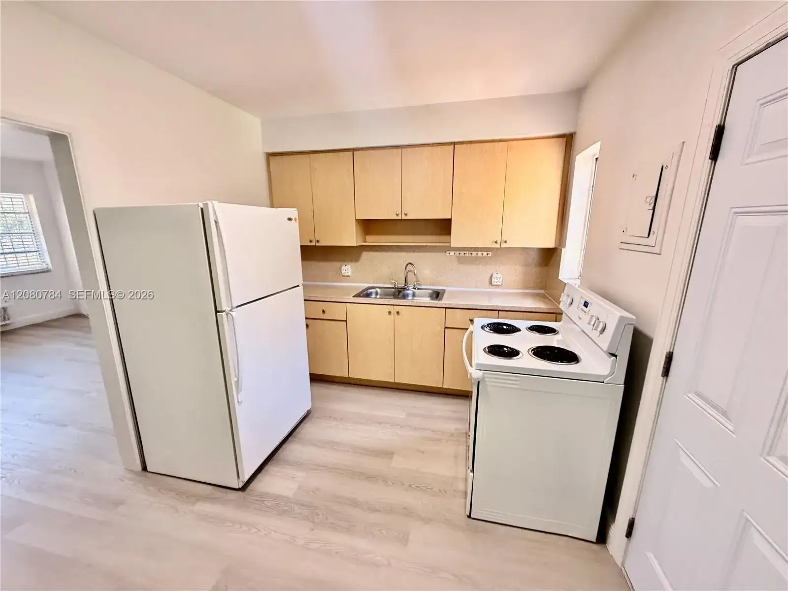 3790 SW 27th St # 3790, Miami FL 33134 photo 2