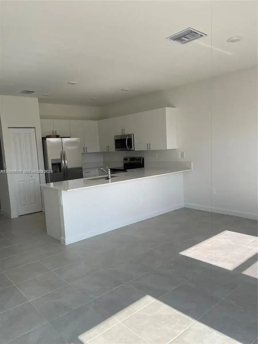 11872 SW 247th Ter, Homestead FL 33032 photo 3