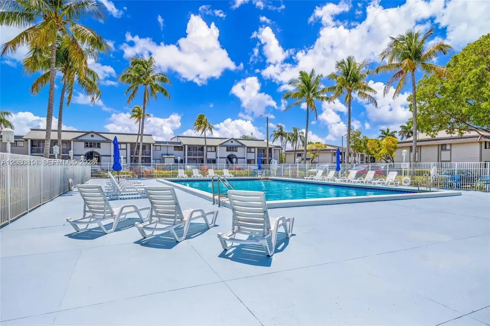 20761 NE 4 PL # 204, Aventura FL 33179 photo 4