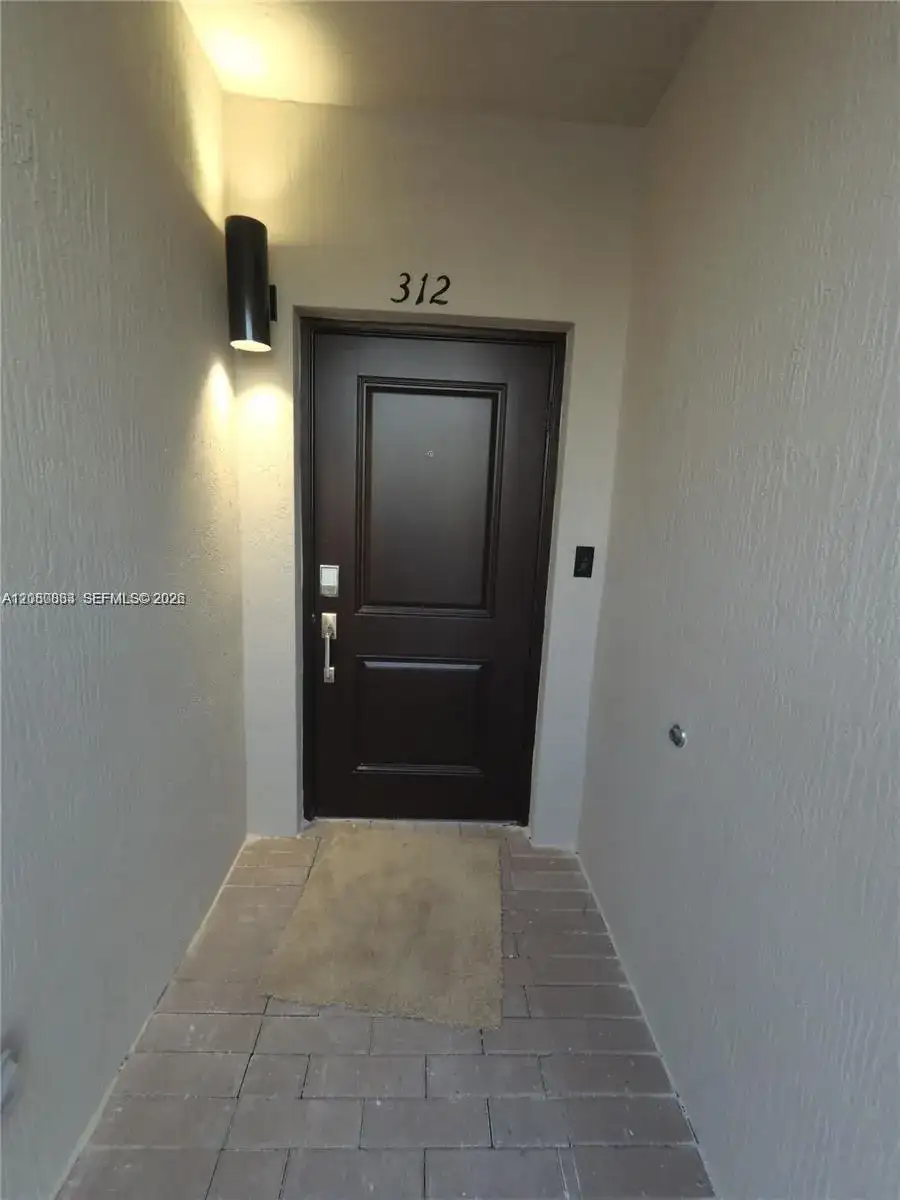 312 NE 208th Ter # 312, Miami FL 33179 photo 2