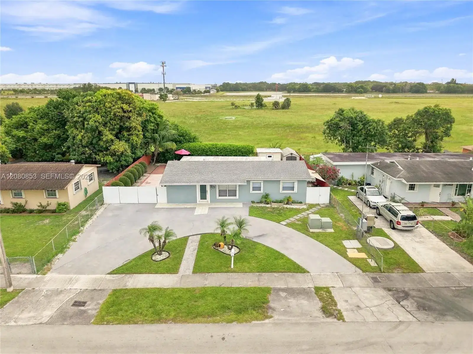 4111 NW 203rd Ln, Miami Gardens FL 33055 photo 2