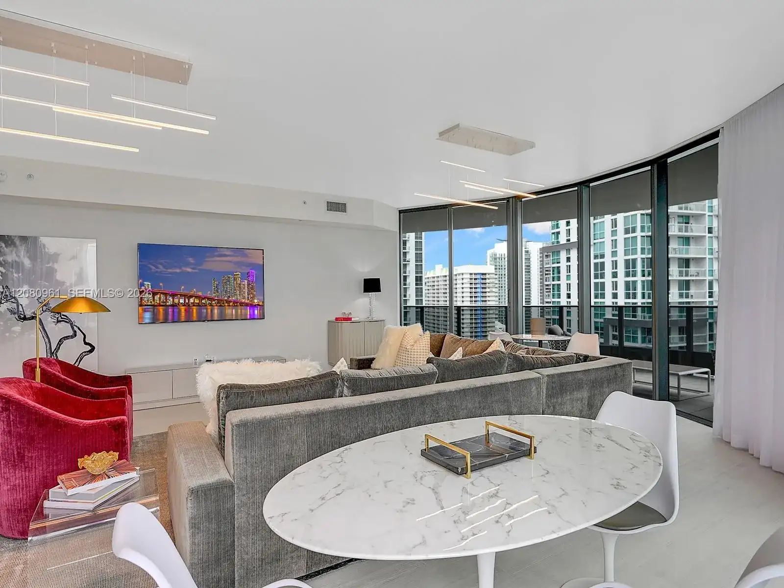 1000 Brickell Plz # 3402, Miami FL 33131 photo 4