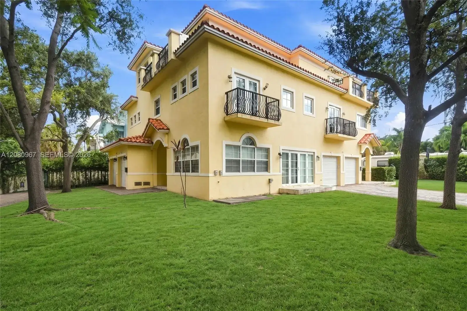 913 SW 8th St # 2, Fort Lauderdale FL 33315 photo 2