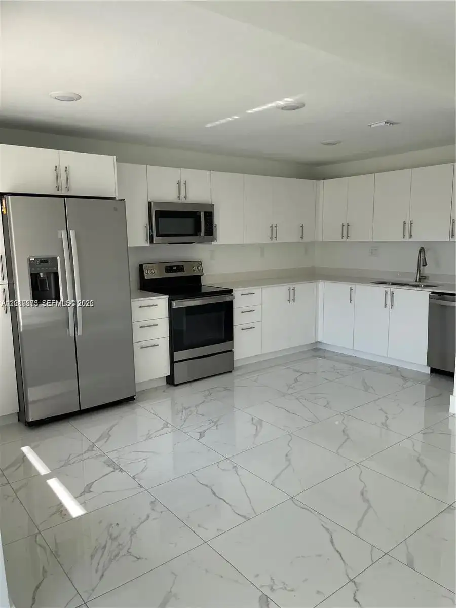 25850 SW 144th Ave, Homestead FL 33032 photo 3
