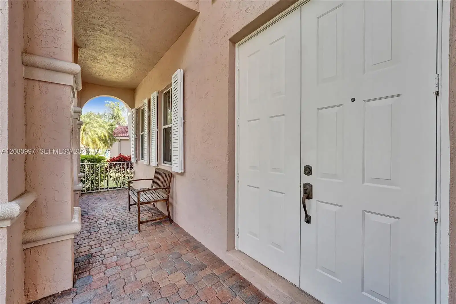 3892 Falcon Ridge Cir, Weston FL 33331 photo 3