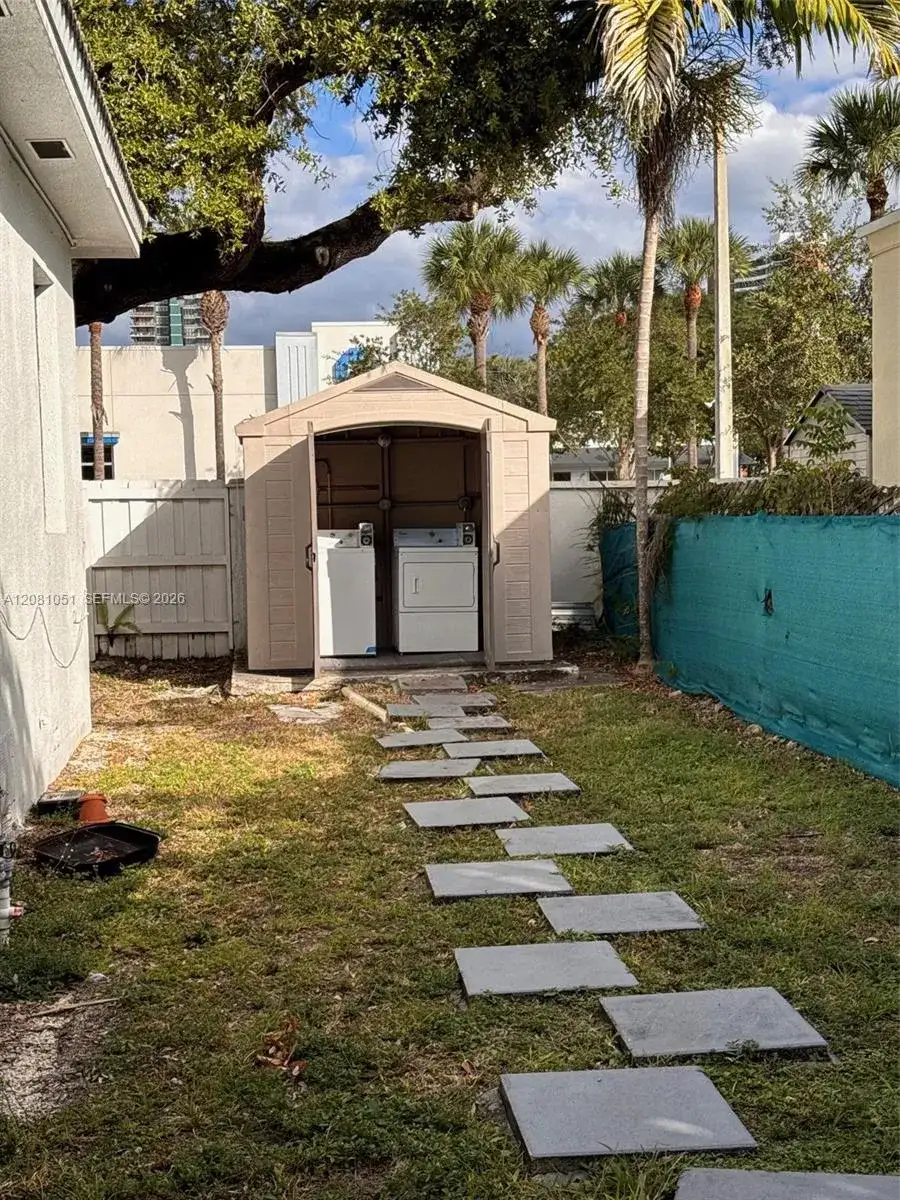 570 NE 69th St # 5, Miami FL 33138 photo 3