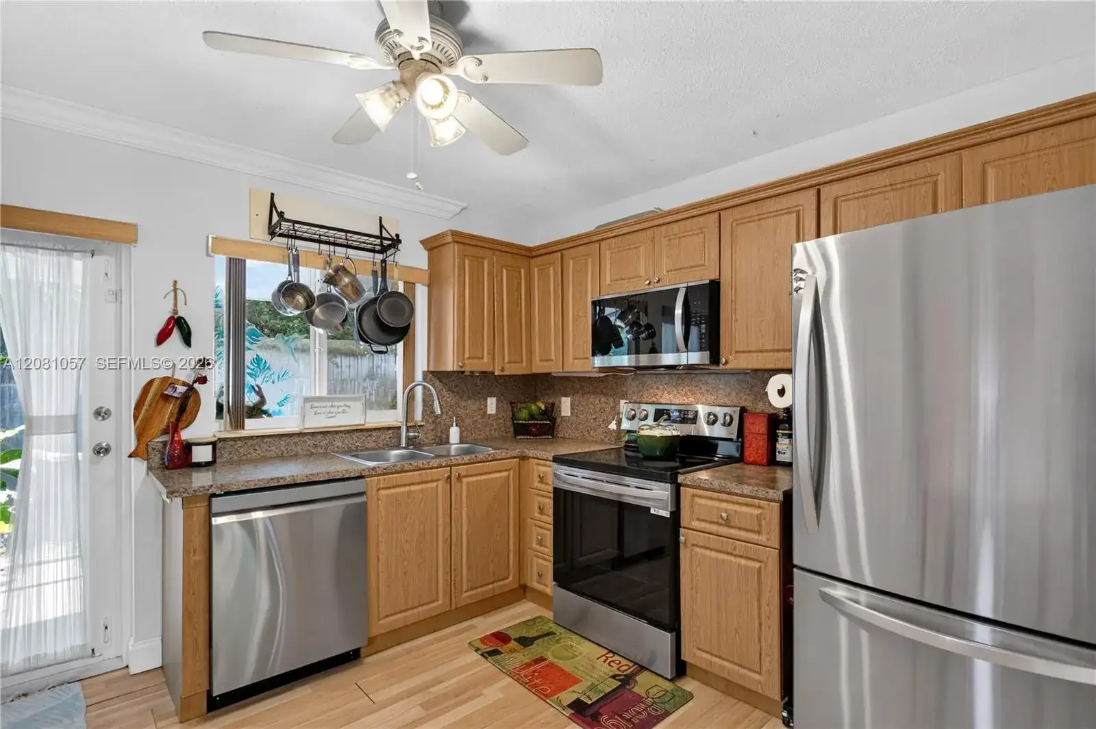 4554 NW 16th Ave, Tamarac FL 33309 photo 4