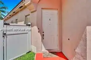 2240 NE 37th Rd, Homestead FL 33033 photo 5