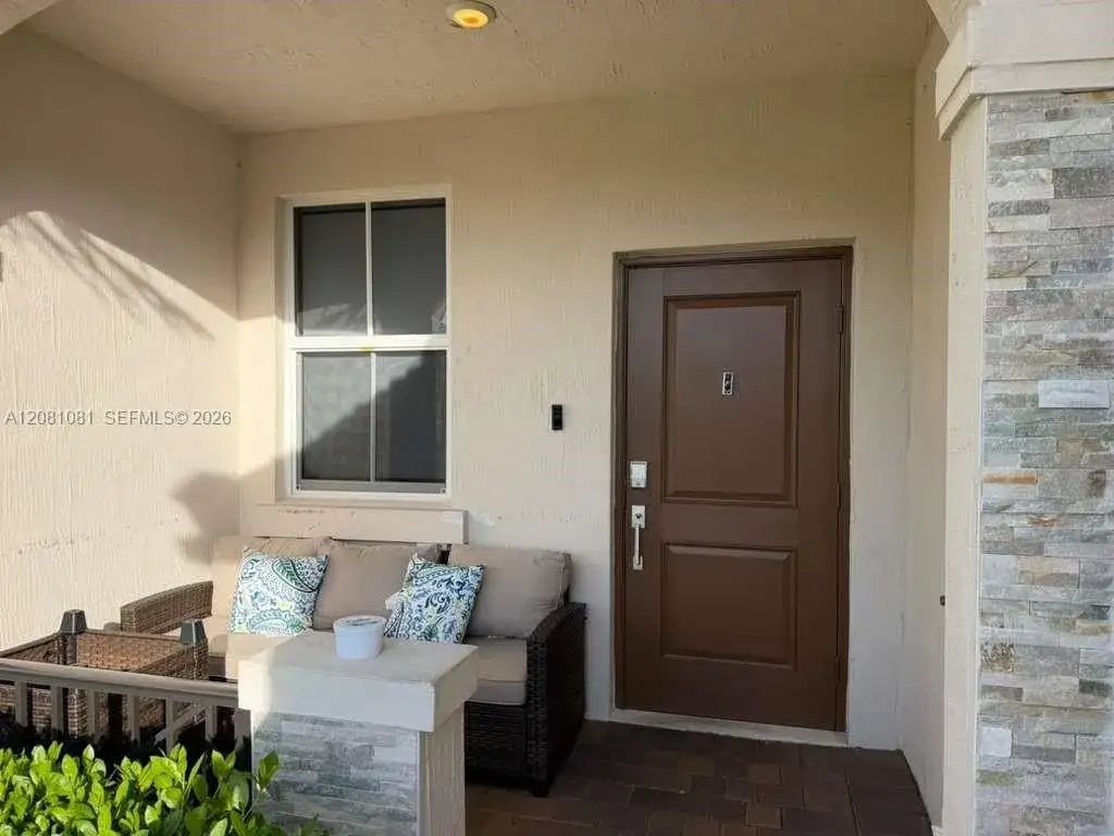 12570 NW 22nd Pl, Miami FL 33167 photo 4