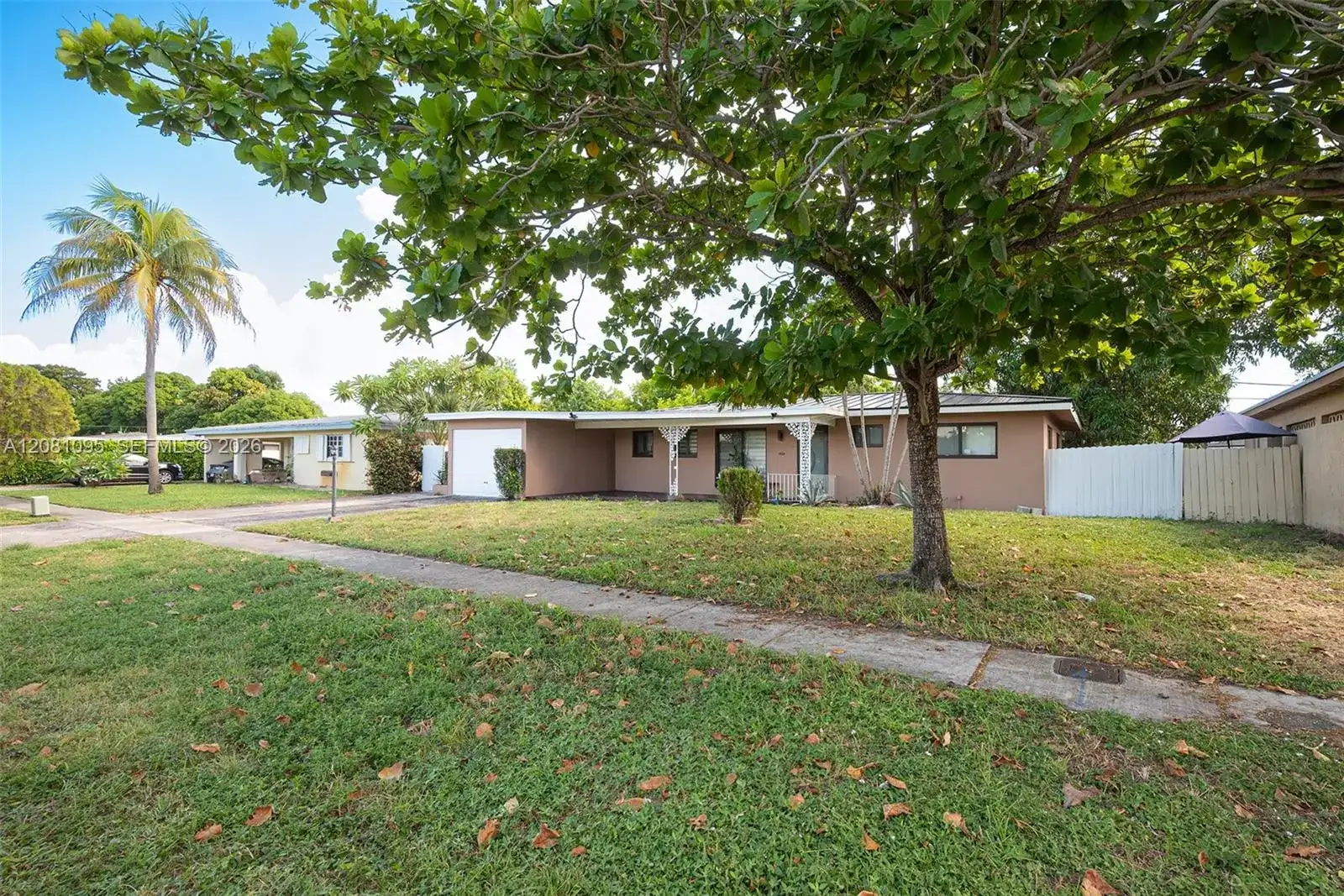 1024 Long Island Ave, Fort Lauderdale FL 33312 photo 2