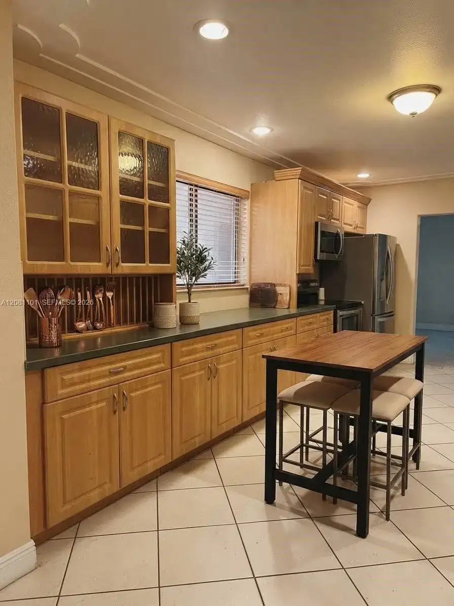 62 W 44th St # 0, Hialeah FL 33012 photo 4
