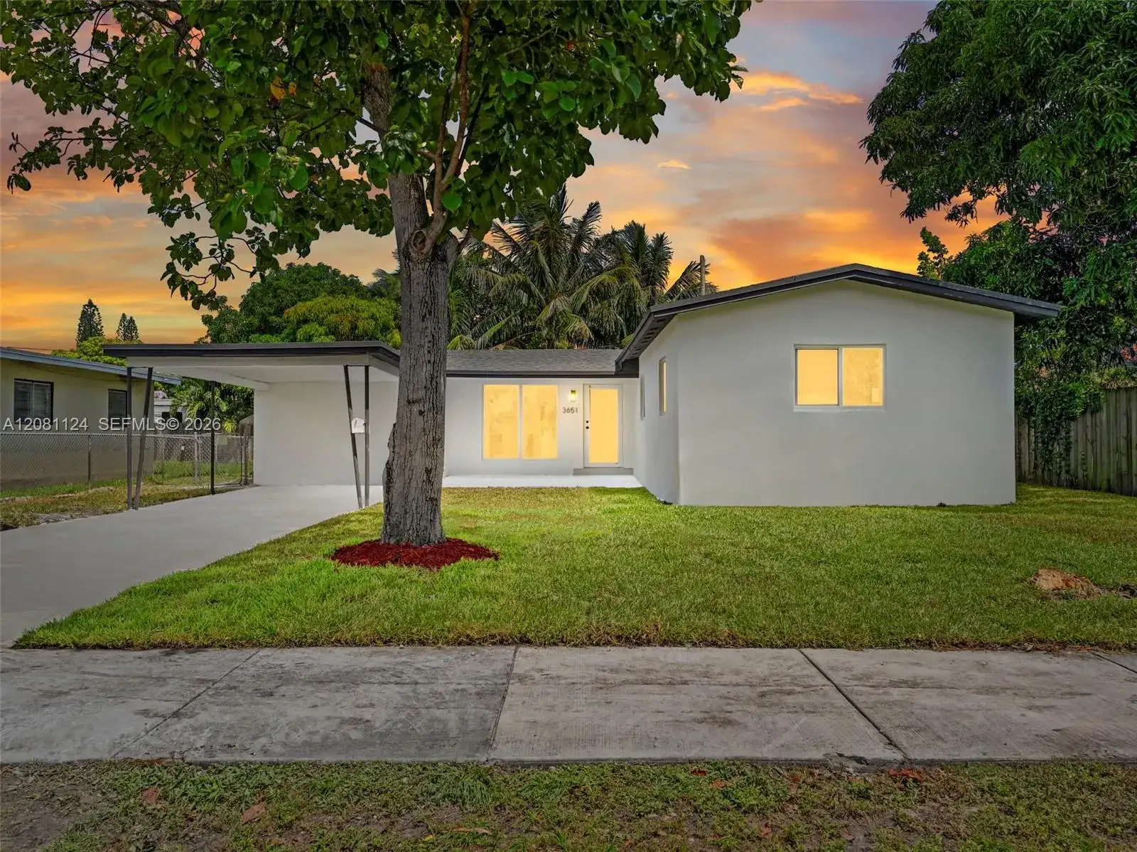3651 SW 40th Ave, West Park FL 33023 photo 2