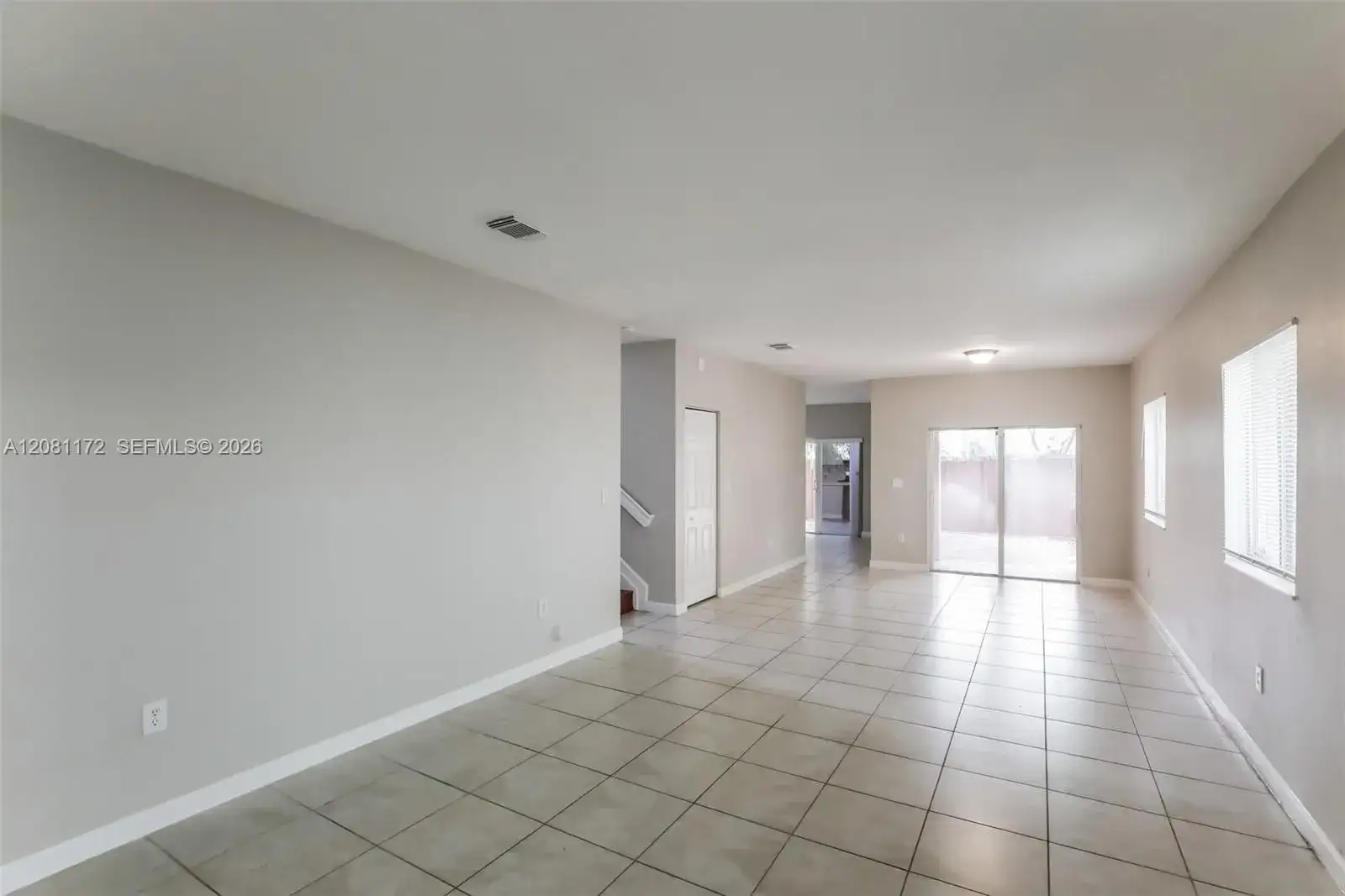 3432 NE 3rd Dr, Homestead FL 33033 photo 2