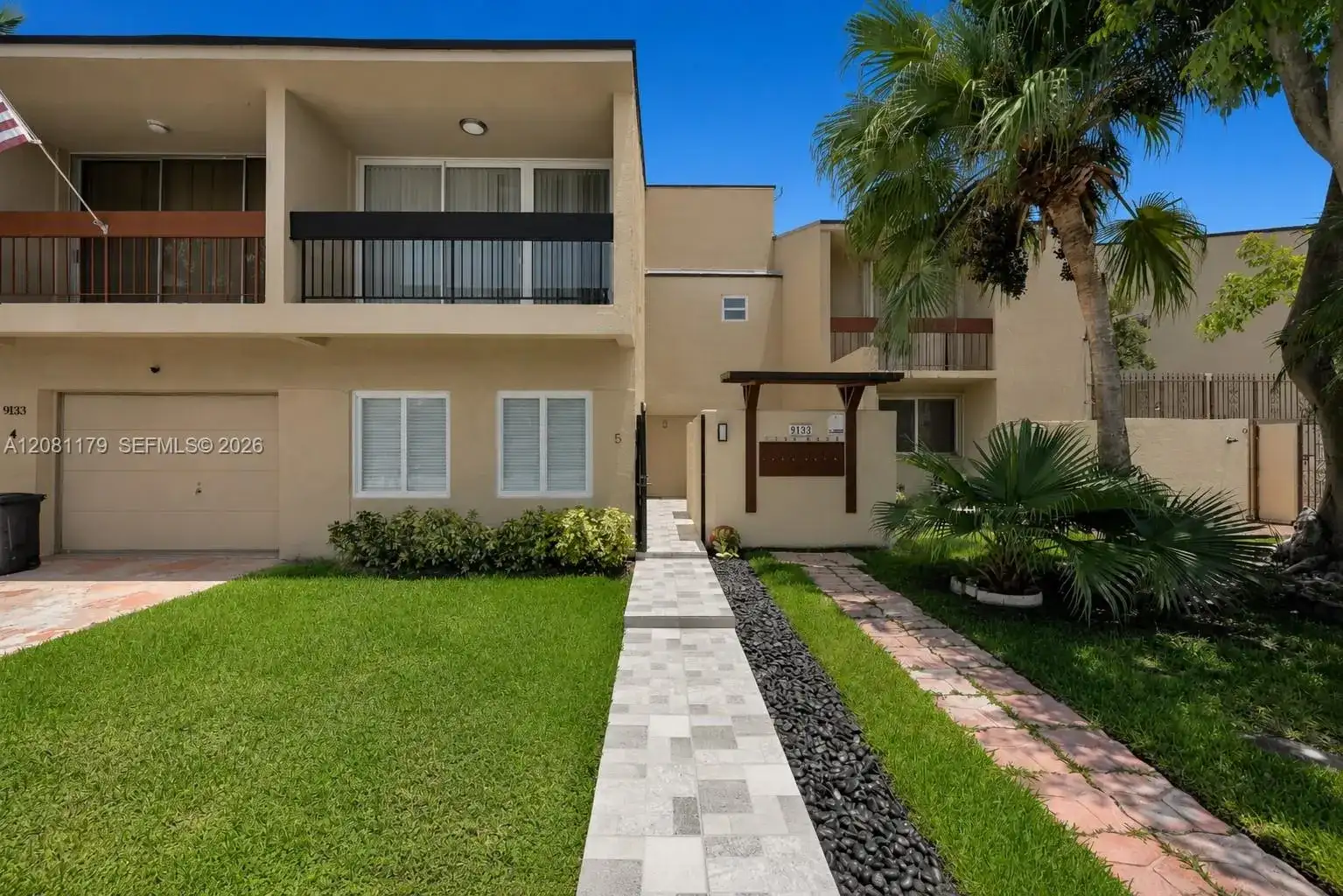 9133 Fontainebleau Blvd # 5, Miami FL 33172 photo 2