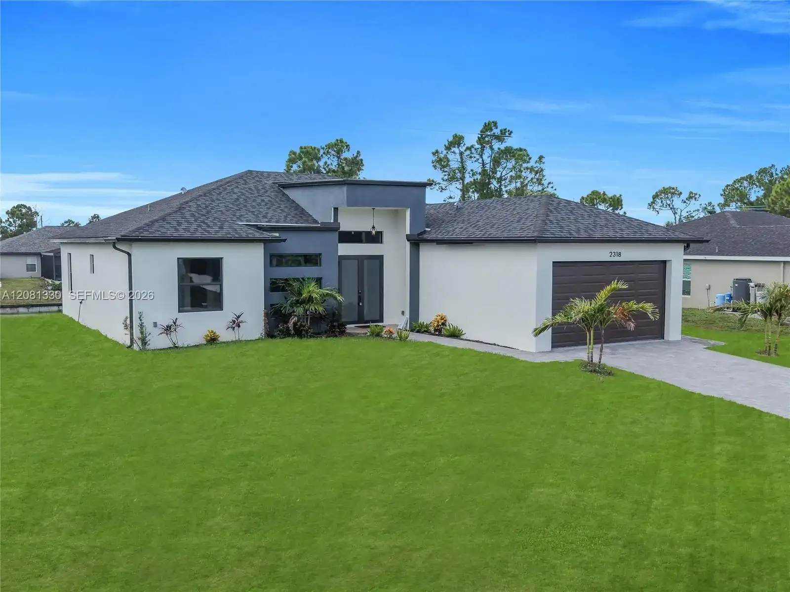 2318 NW NW 30th Ter, Cape Coral FL 33993 photo 3