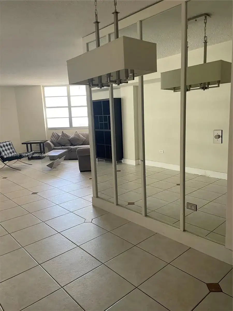 801 Brickell Bay Dr # 767, Miami FL 33131 photo 3