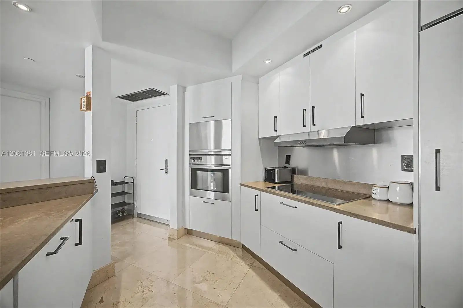 450 Alton Rd # 2406, Miami Beach FL 33139 photo 5