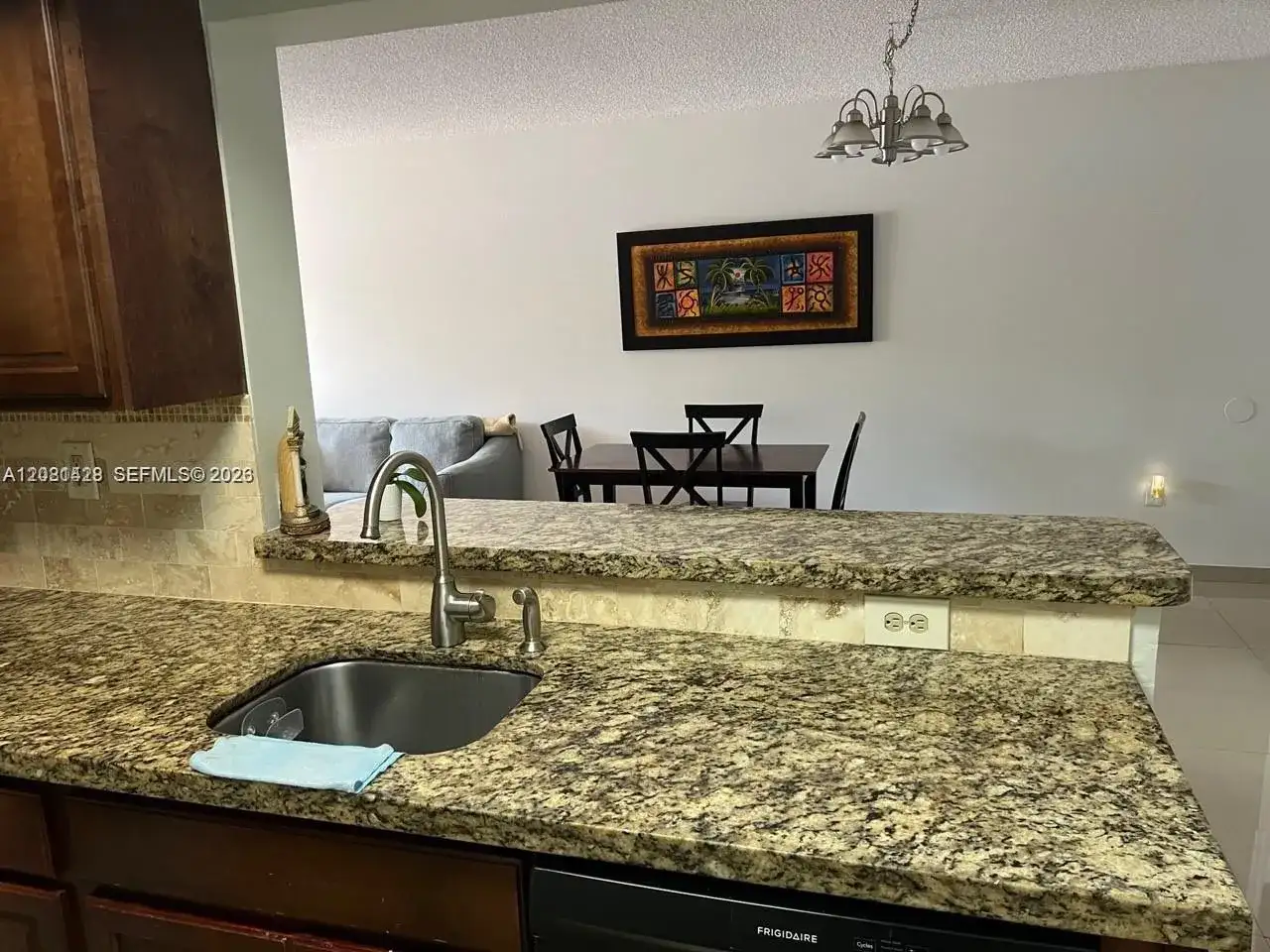 9711 Fontainebleau Blvd # D103, Miami FL 33172 photo 4