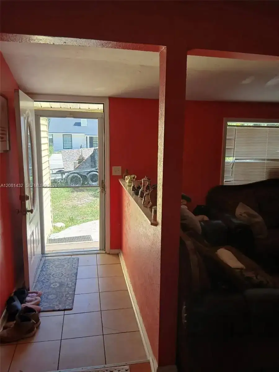 5424 BLUE GRASS ST, Orlando FL 32810 photo 5
