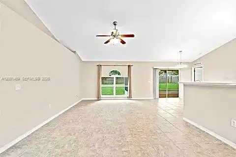 42 Pecan Loop, Ocala FL 34472 photo 4