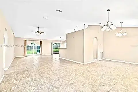 42 Pecan Loop, Ocala FL 34472 photo 5