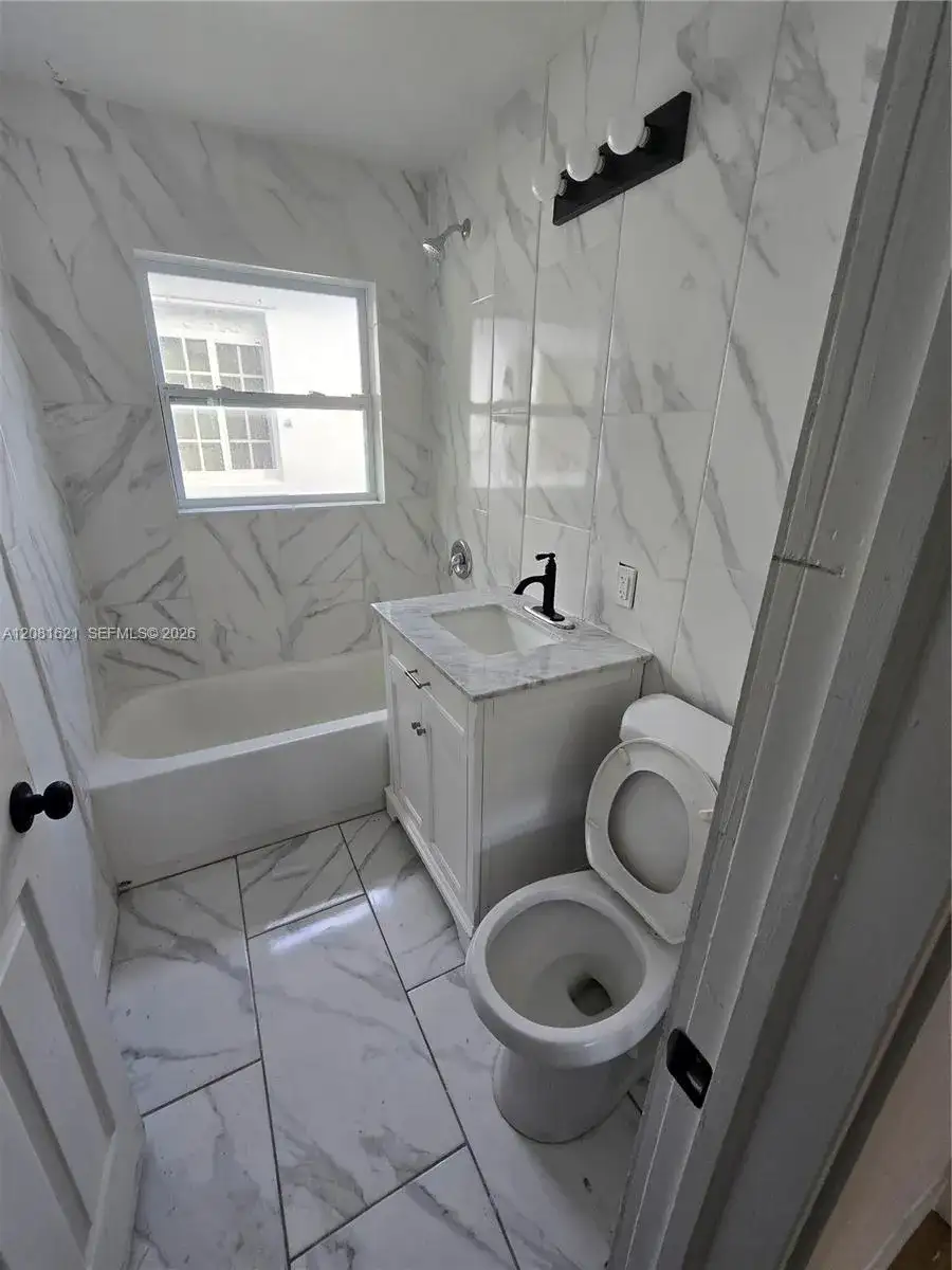 4000 Greenwood Ave, West Palm Beach FL 33407 photo 4