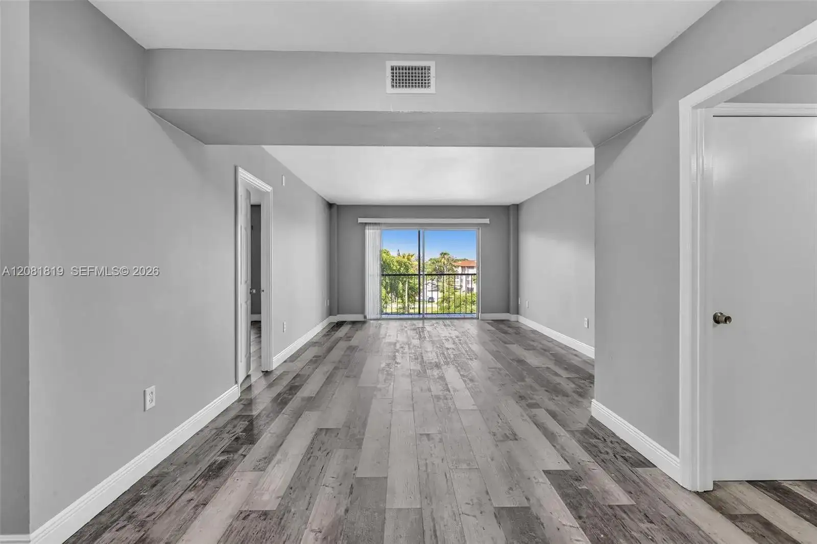 4158 Inverrary Dr # 503, Lauderhill FL 33319 photo 4