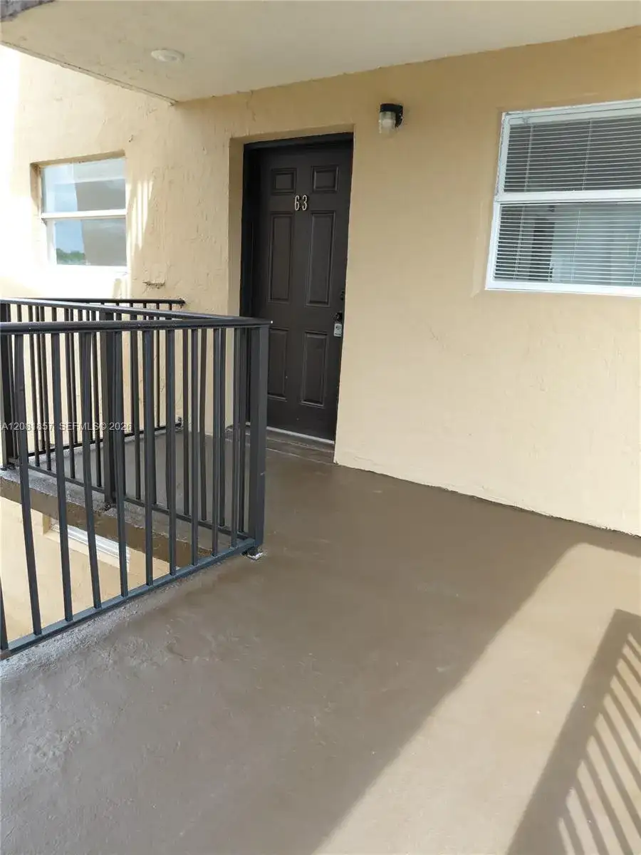 5435 W 24th Ave # 63, Hialeah FL 33016 photo 2
