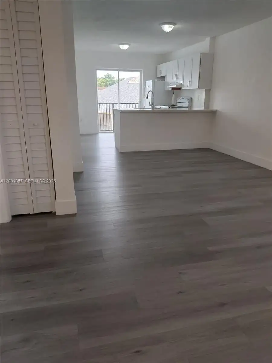 5435 W 24th Ave # 63, Hialeah FL 33016 photo 3