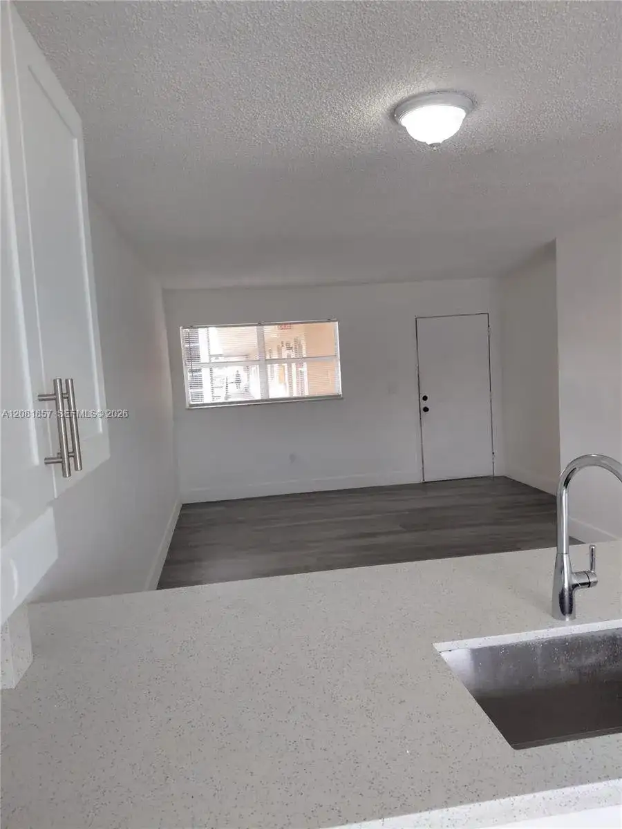 5435 W 24th Ave # 63, Hialeah FL 33016 photo 5